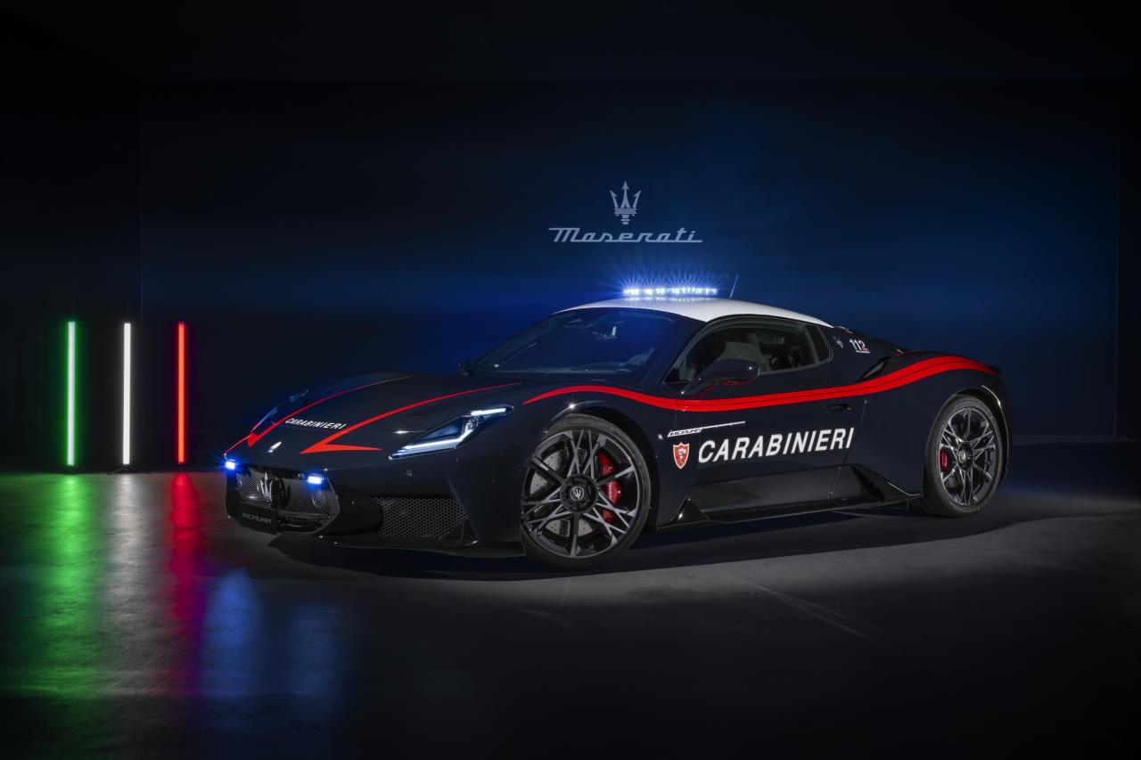 MaseratiMCPURACarabinieri (3).jpg