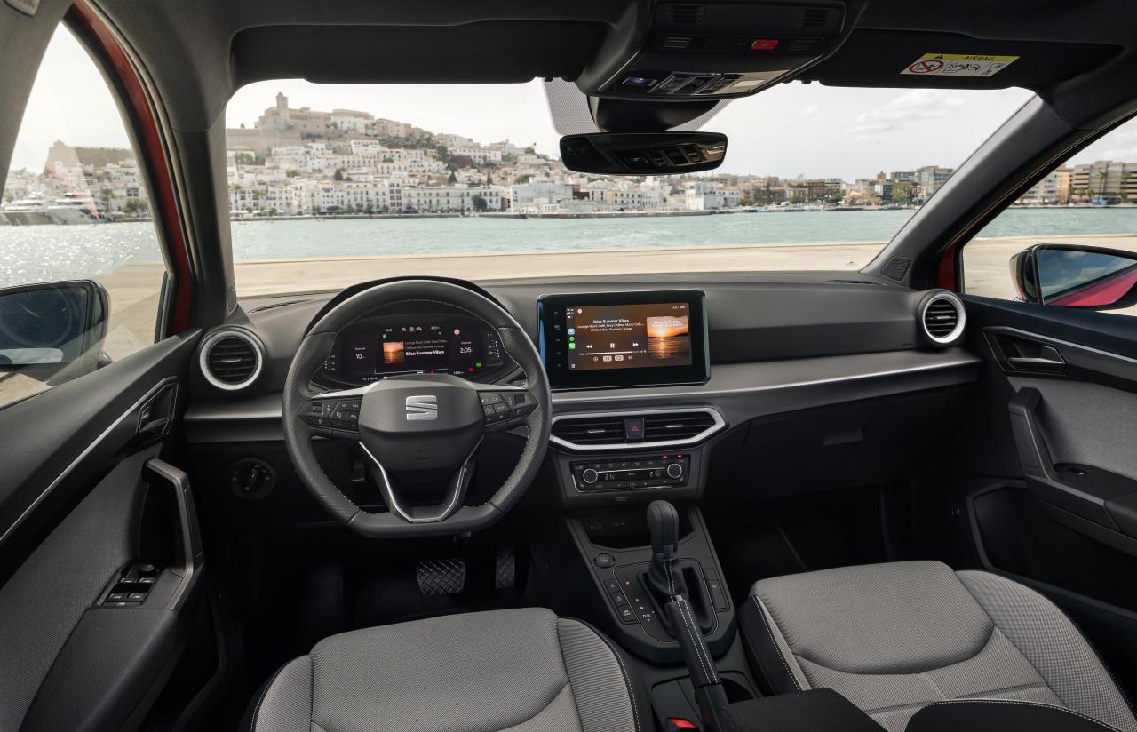 New-SEAT-Ibiza-brings-fresh-design-and-youthful-spirit_25_HQ.jpg