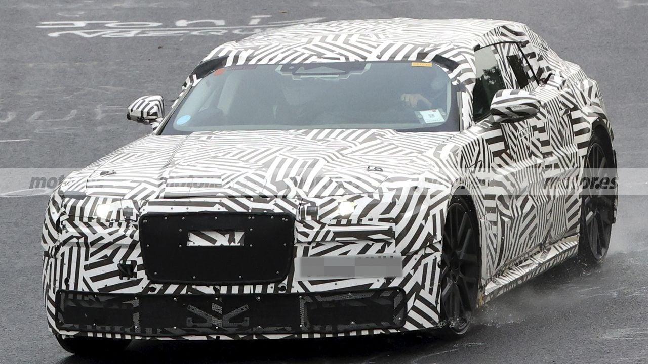 jaguar-type-00-fotos-espia-nurburgring-2025110640-1761046394_4.jpg