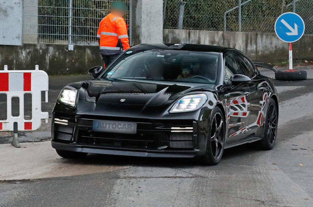 porsche_panamera_turbo_gt_test_mule_front.jpg