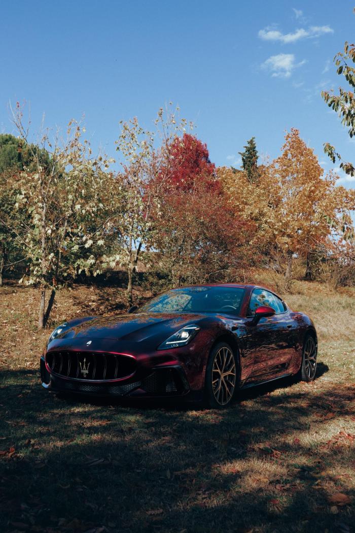 01_Maserati GranTurismo_Rosso Velluto(2).jpg