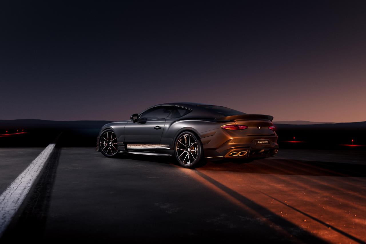 2 - New Supersports, rear 3qtr.jpg