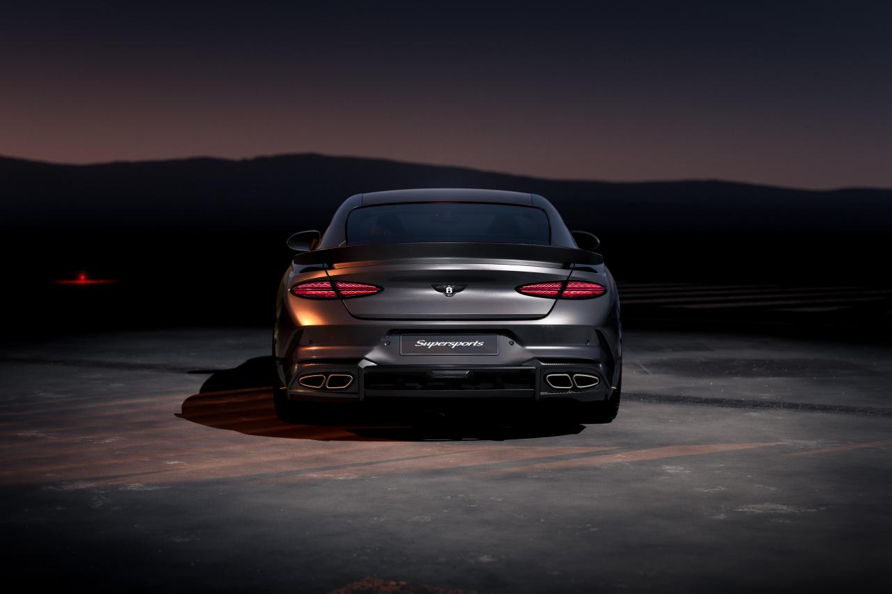 6 - New Supersports, rear.jpg