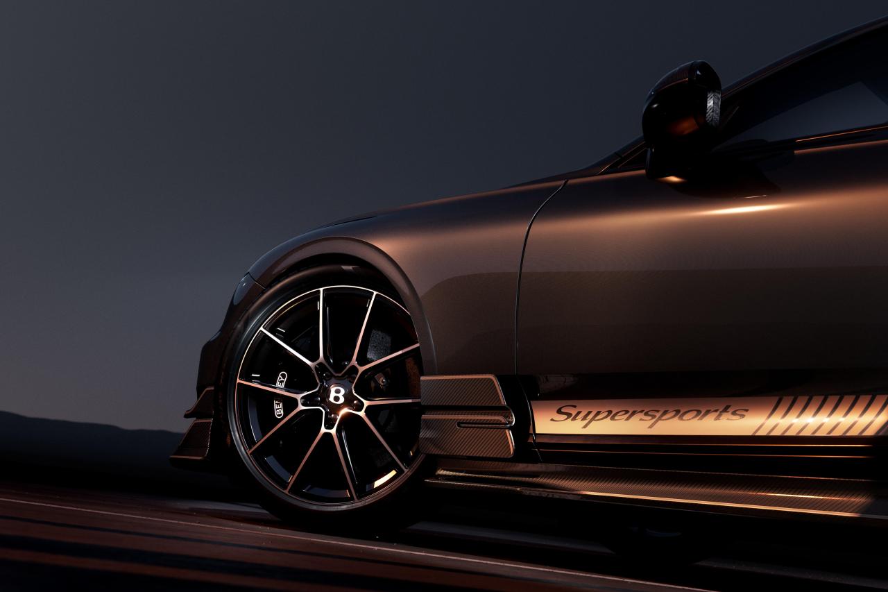 8 - New Supersports, wheel detail.jpg