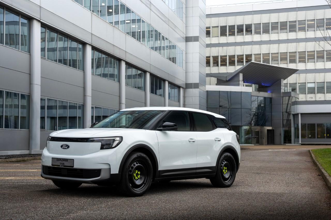 [UK] Ford Explorer Van 2026