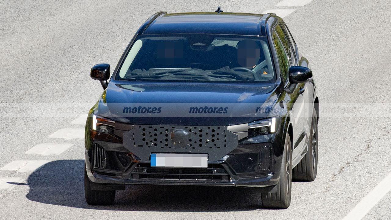 Volvo XC60 facelit 2027 (spy)