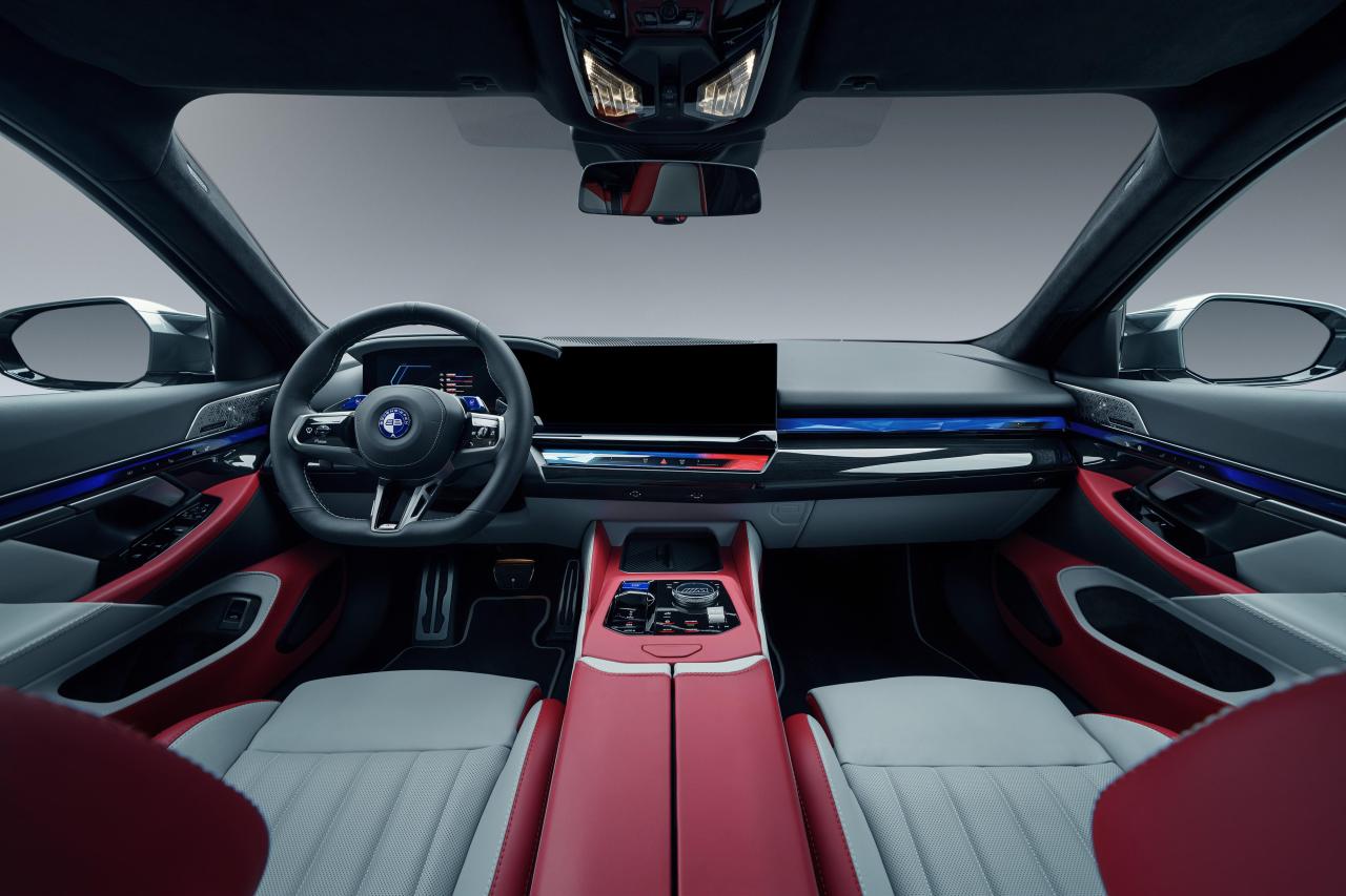 Bovensiepen_05_GT_18_interior.jpg