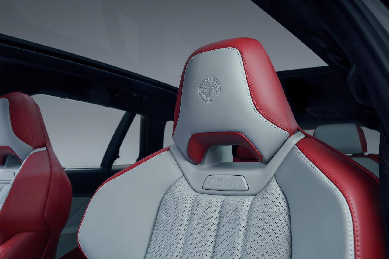 Bovensiepen_05_GT_26_interior.jpg