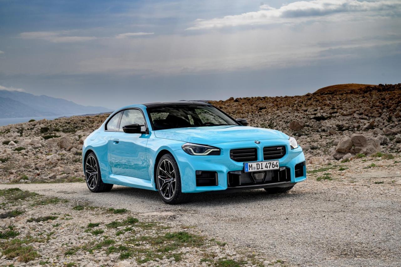 P90642527_lowRes_the-new-bmw-m2-with-.jpg