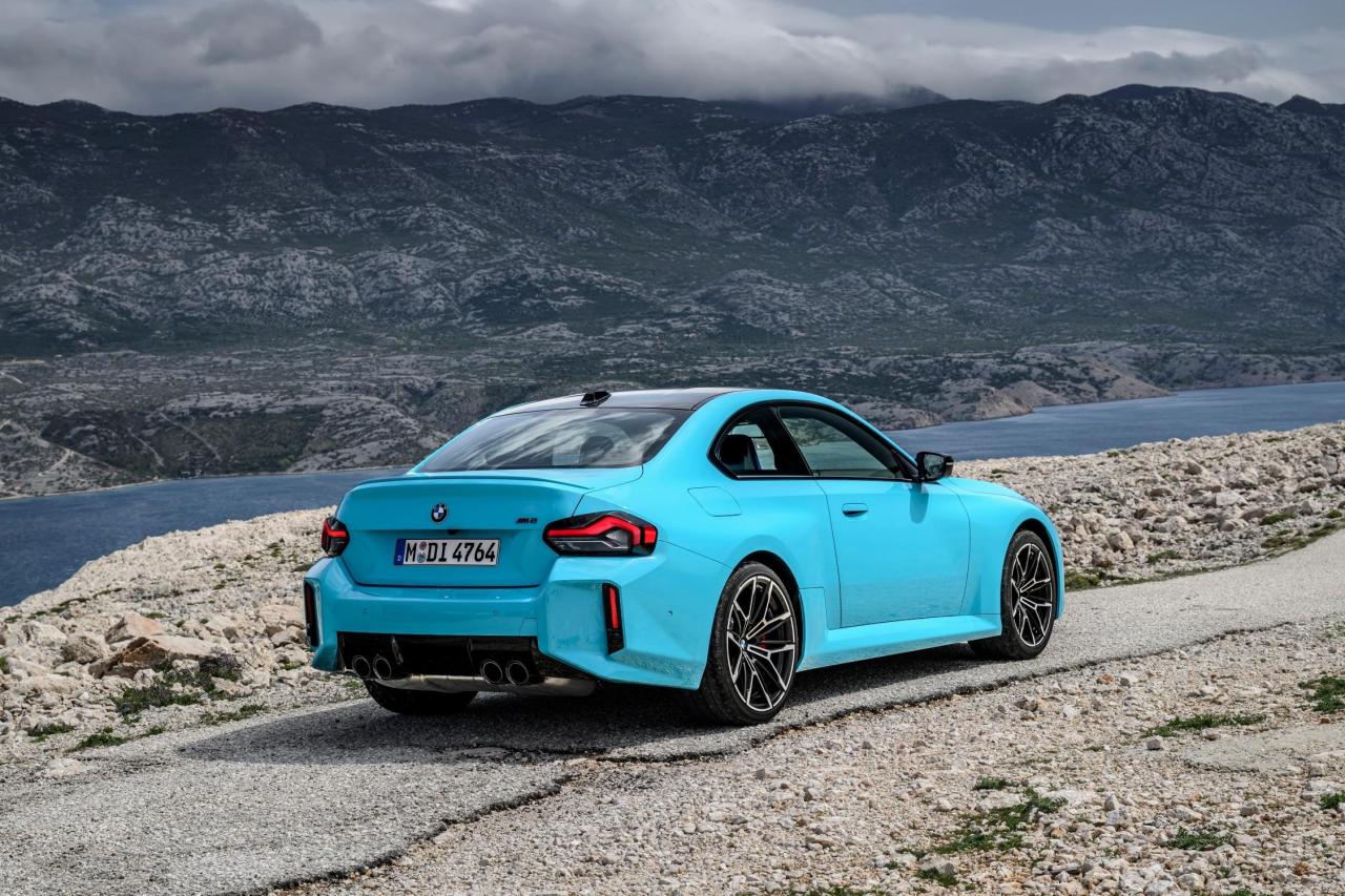 P90642529_lowRes_the-new-bmw-m2-with-.jpg