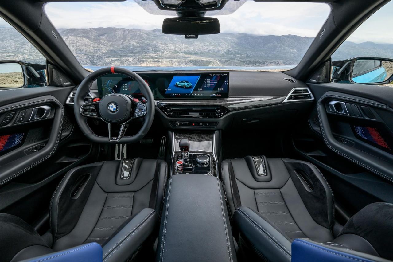 P90642581_lowRes_the-new-bmw-m2-with-.jpg