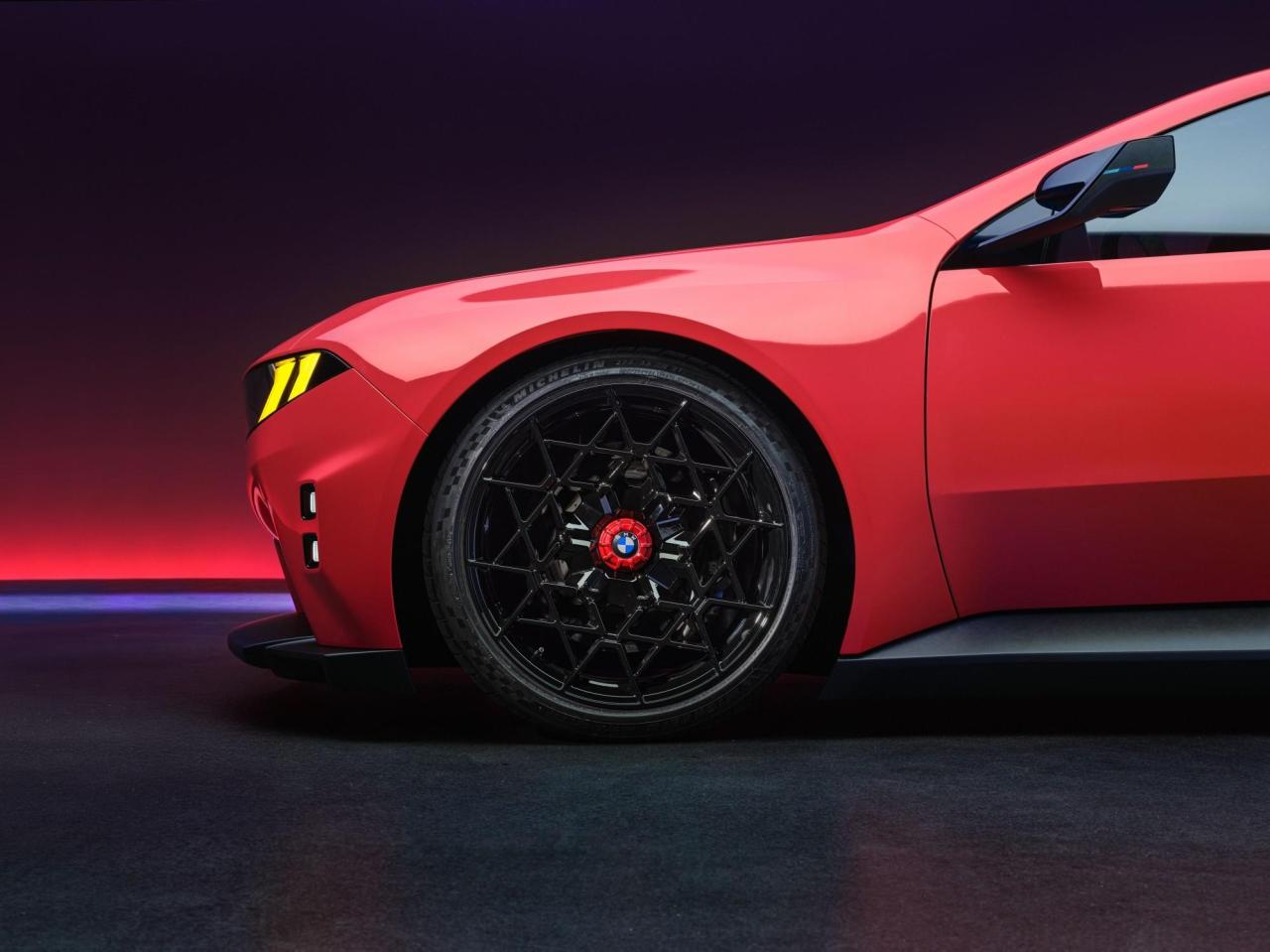 P90643864_lowRes_bmw-m-concept-neue-k.jpg