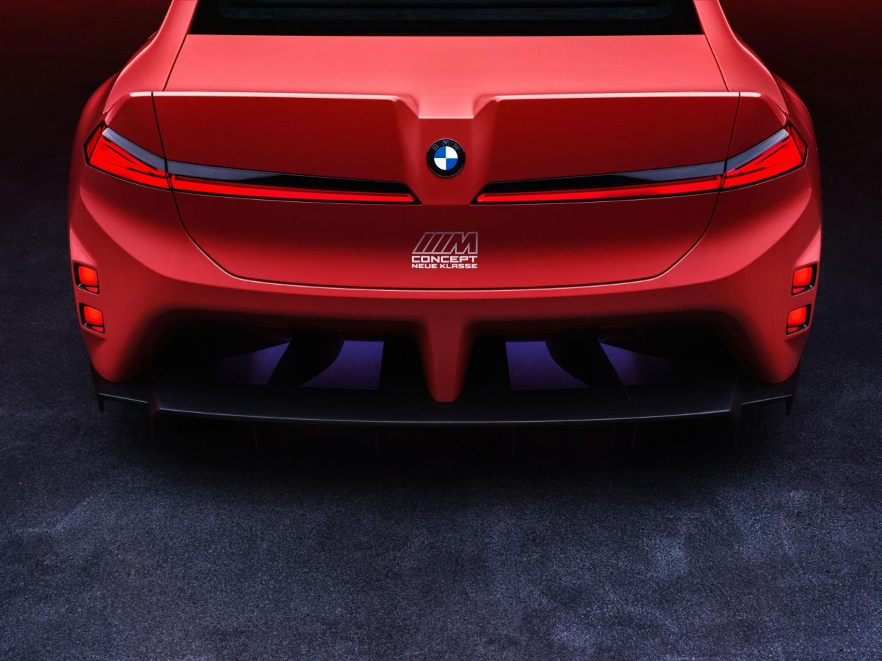 P90643881_lowRes_bmw-m-concept-neue-k.jpg