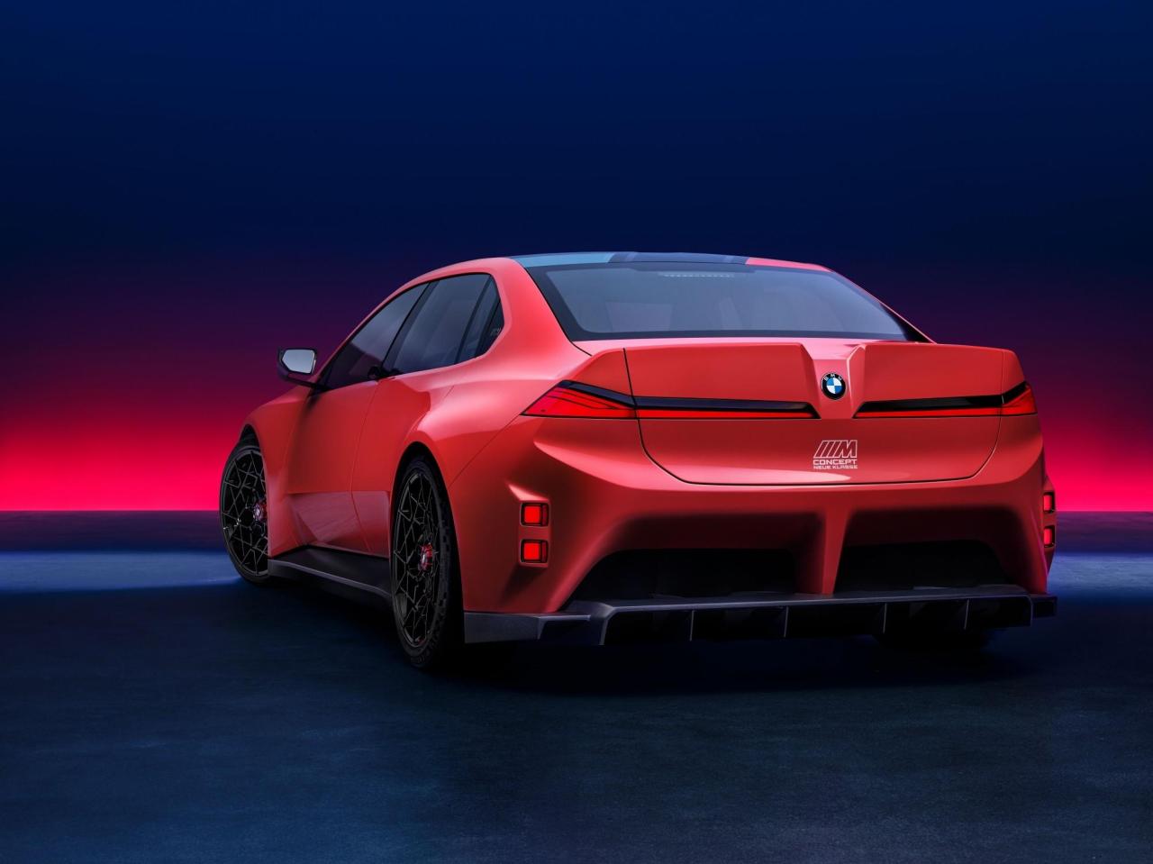 P90643884_lowRes_bmw-m-concept-neue-k.jpg