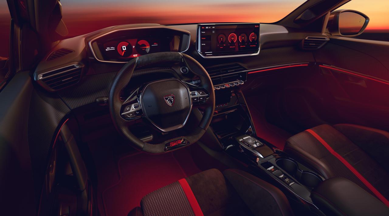 PEUGEOT_E208GTi_2606STYP_400_FR.jpg