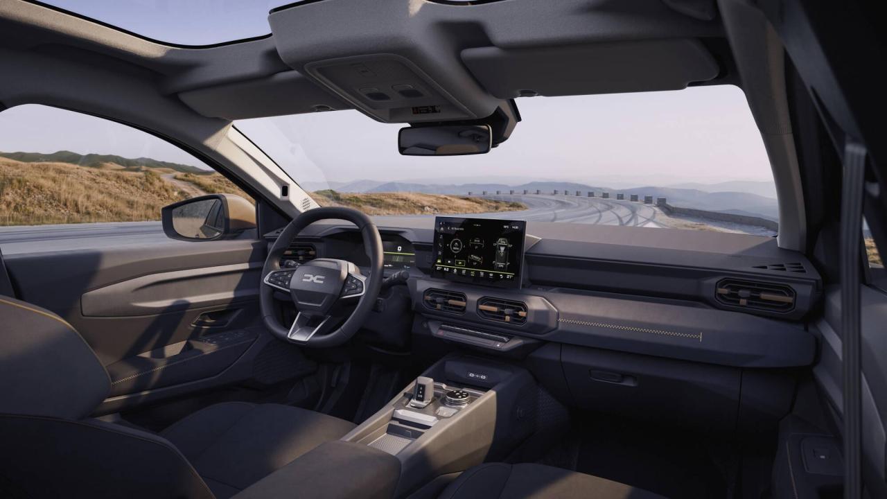 Dacia Striker Hybrid 150 4x4 (4).jpg