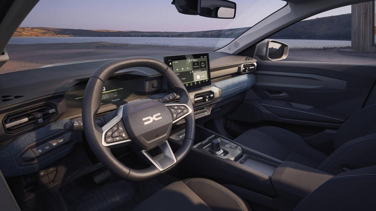 Dacia Striker Hybrid 155 (24).jpg