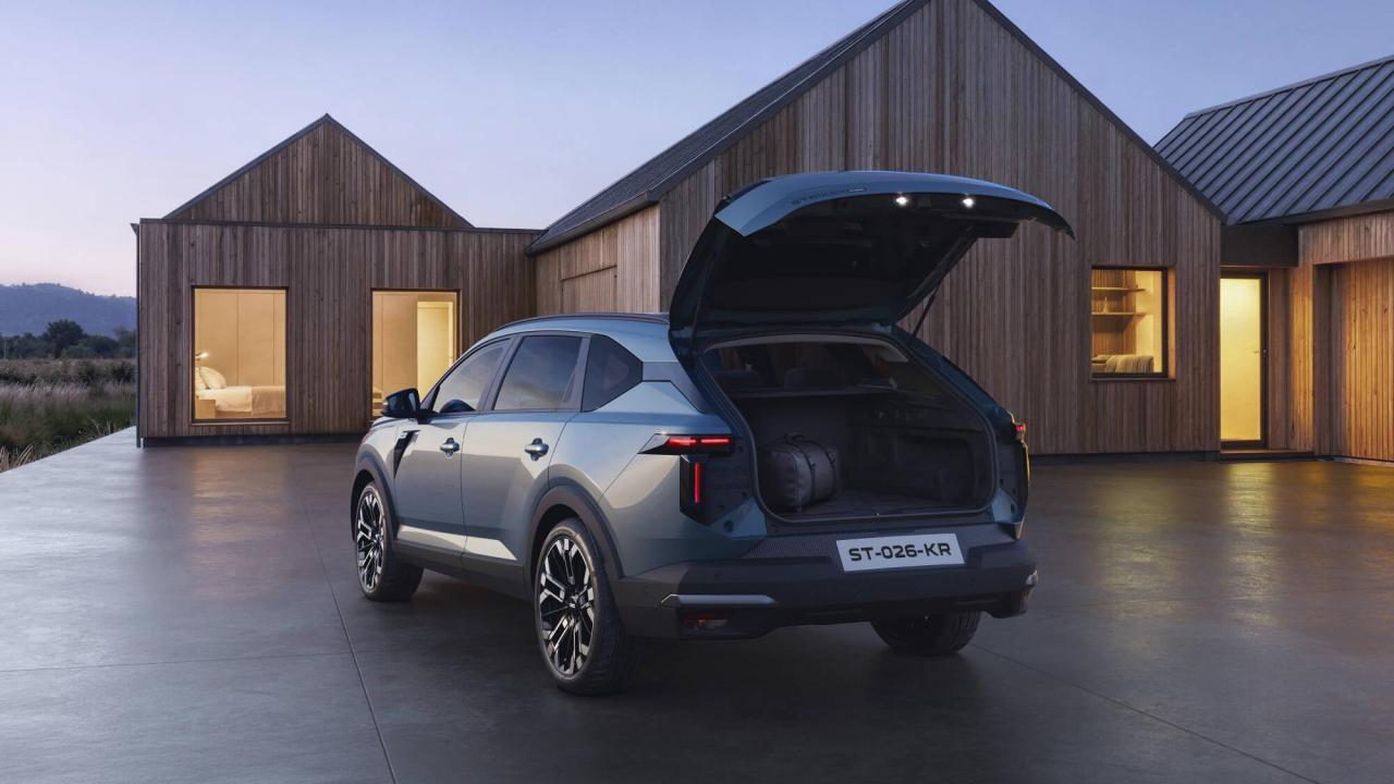 Dacia Striker Hybrid 155 (4).jpg