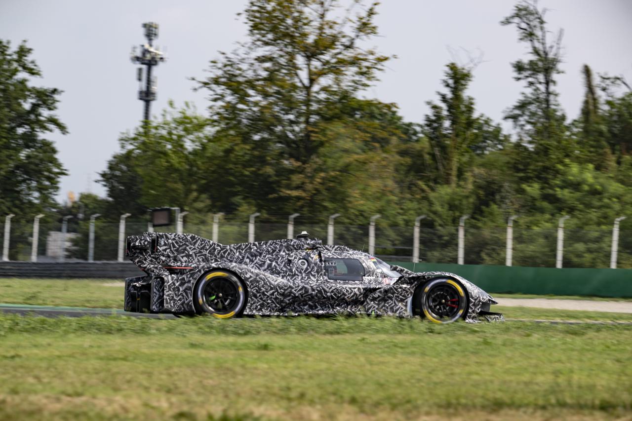 Ferrari_499P_0555_95333f4a-4100-42a2-86cf-329a65b024ff.jpg