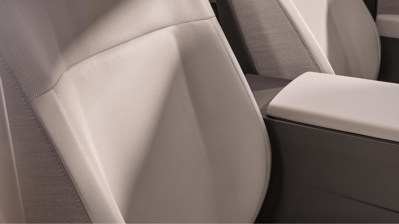 RR_GT_SEAT_BASE_220726.jpg