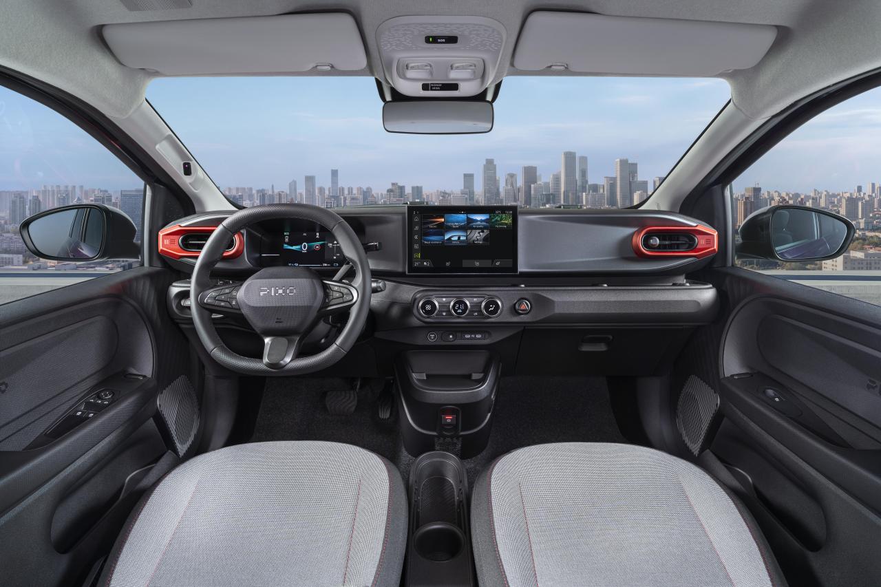 Nissan_Pixo_PK_001.jpg