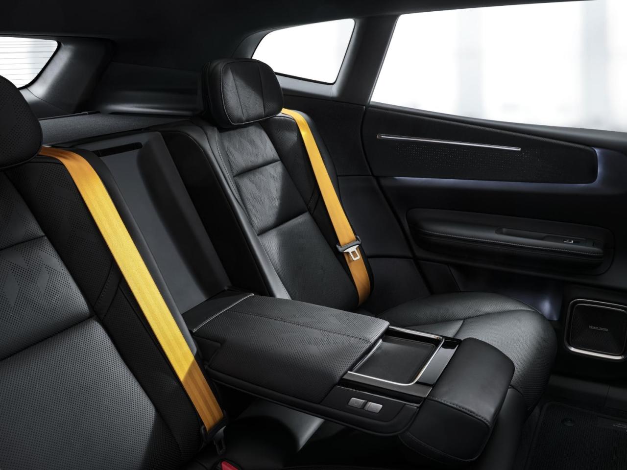 Small-5817-5polestar-260701-3391-v003-1.jpg