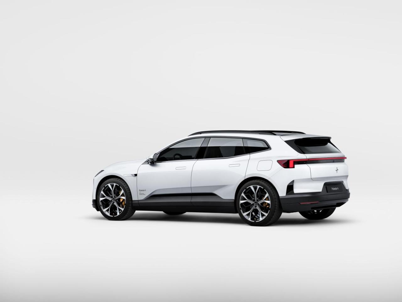 Small-5825-13polestar-260628-2503-v004.jpg