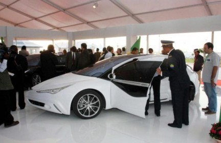 Ceer Exobot Sedan & SUV