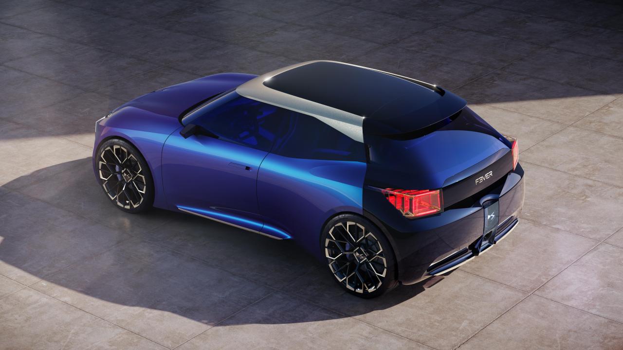 01 - KV_3_F3VER_three-quarter Rear Top.jpg