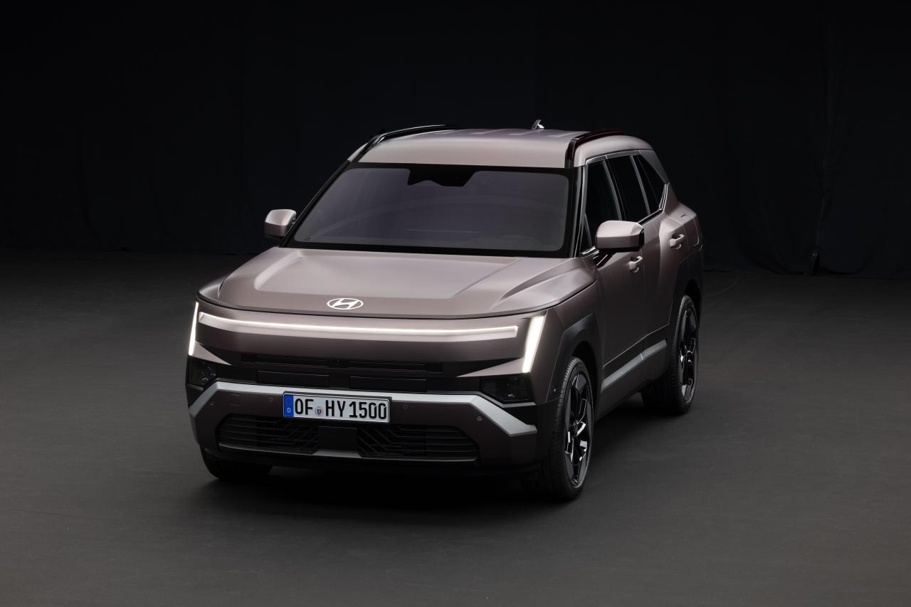 hyundai-tucson-1026-exterior-03_jpg_bfc_off.jpg