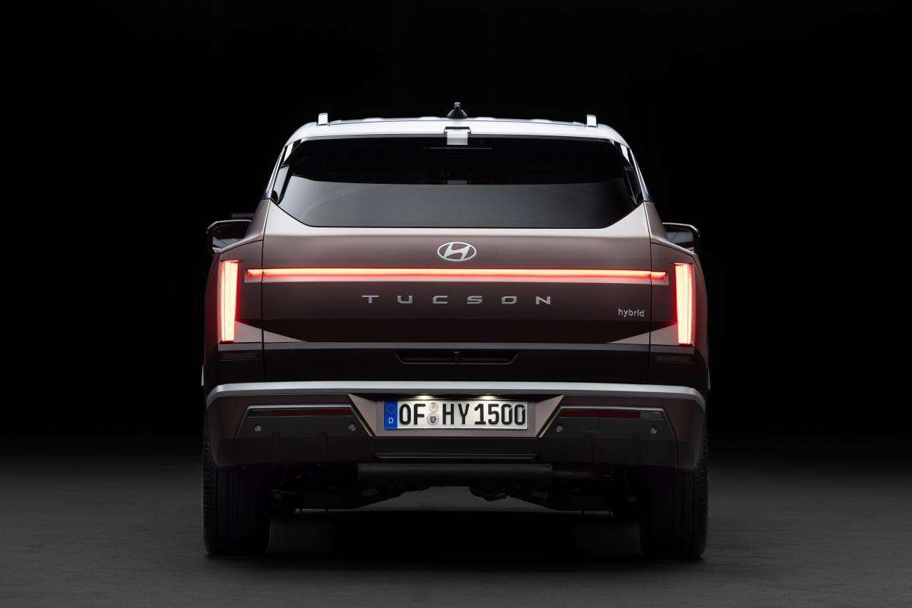 hyundai-tucson-1026-exterior-06_jpg_bfc_off.jpg