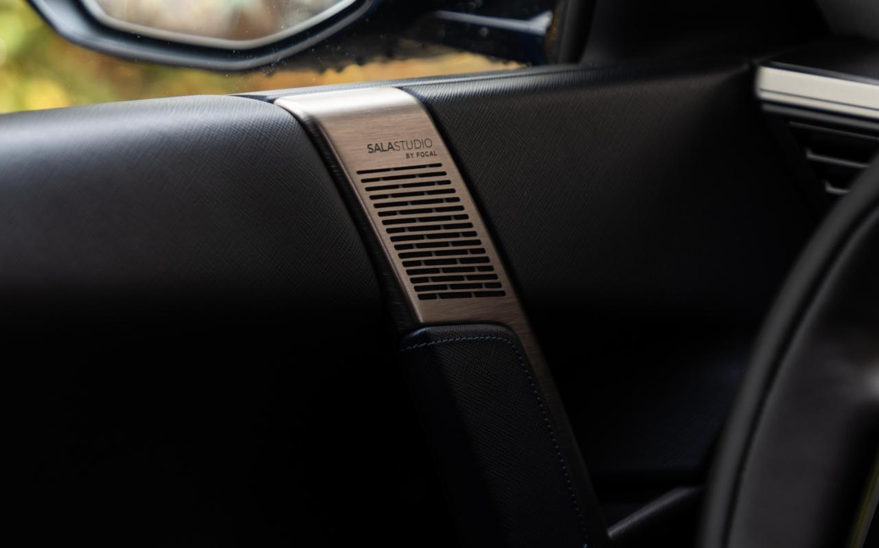 lancia-gamma-internal (7).JPG